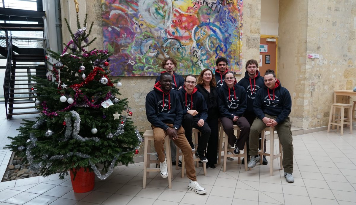 Remise des sweats aux étudiants de BTS GTLA et BTS FED