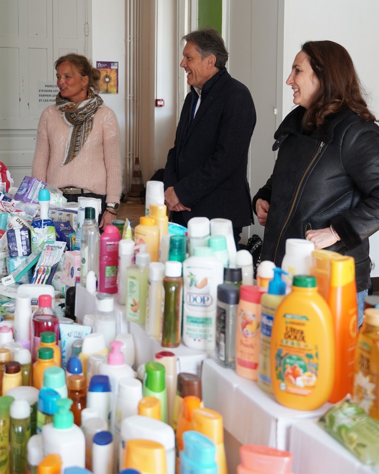 Remise de la collecte au Pain de L'amitié (1)