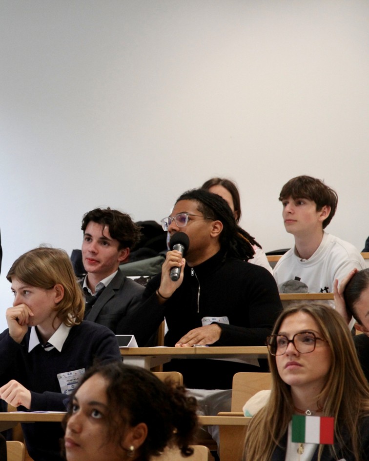 mun-saint-genes-la-salle-debat-technologies (4)