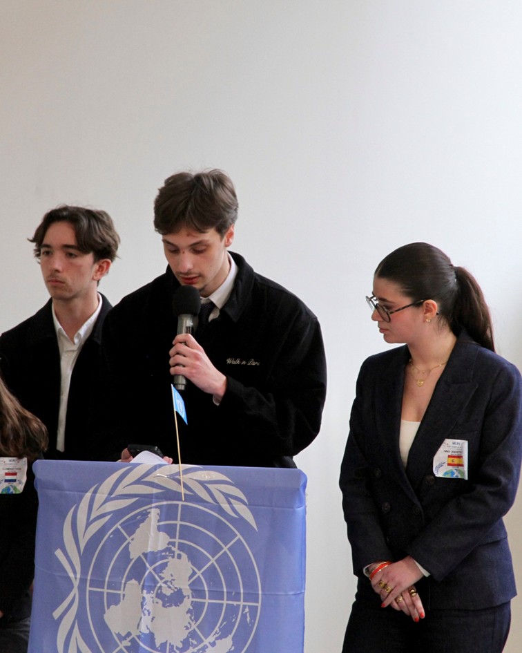 mun-saint-genes-la-salle-debat-technologies (7)