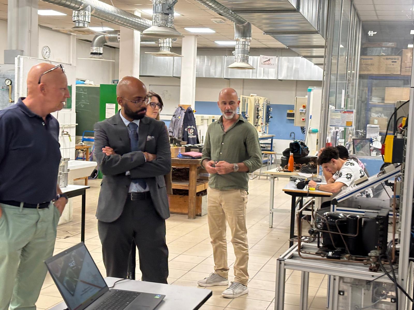 Visite du Campus La Salle Bordeaux par le directeur diocésain